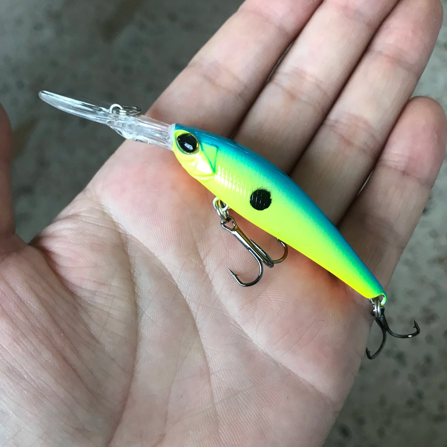 1Pcs Floating Minnow Fishing Lure Wobblers 9cm 5.8g Artificial plastic Hard Bait Crankbait Bass Pike Jerkbait Fishing Tackle