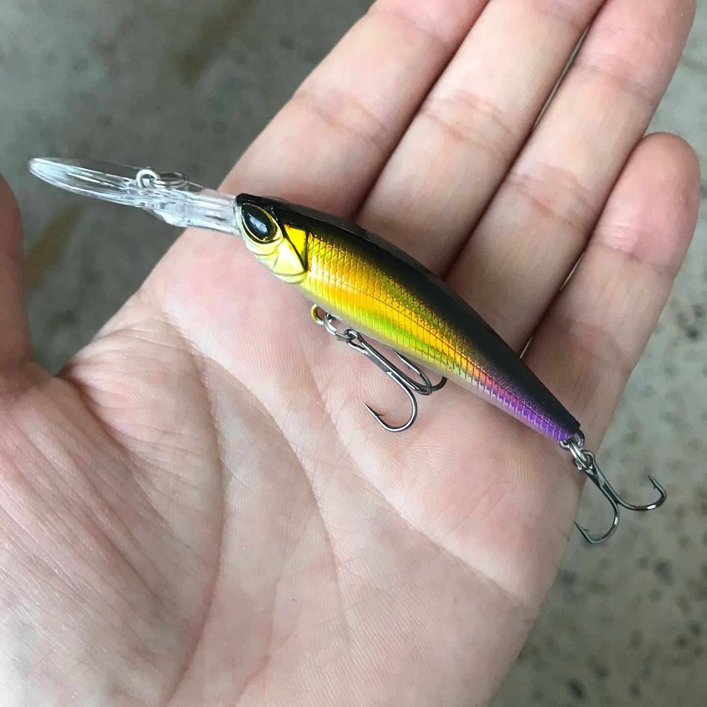 1Pcs Floating Minnow Fishing Lure Wobblers 9cm 5.8g Artificial plastic Hard Bait Crankbait Bass Pike Jerkbait Fishing Tackle