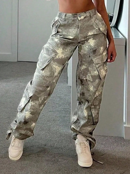 Women's Camo Cargo Pants Wide Leg Baggy Style, Flap Pockets