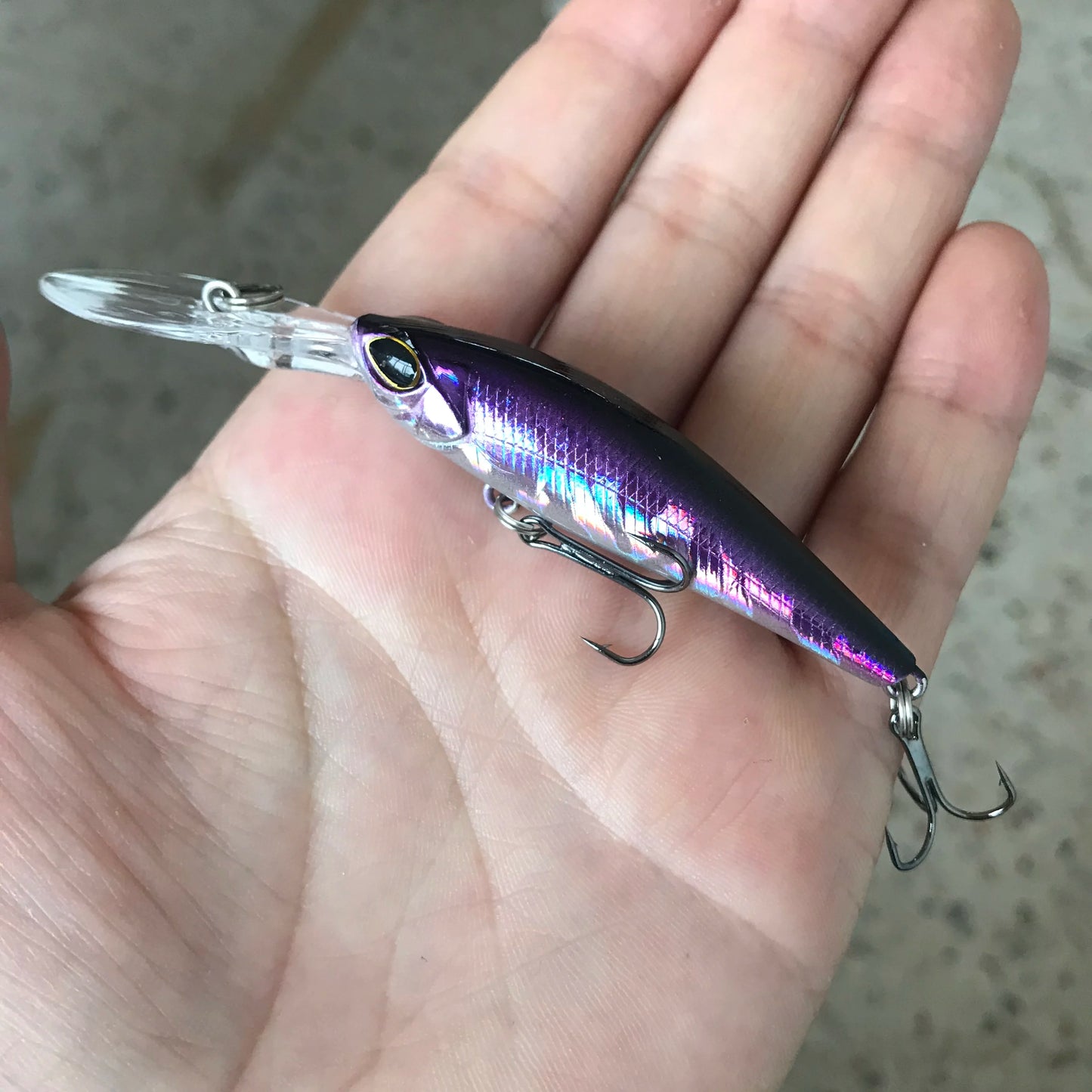 1Pcs Floating Minnow Fishing Lure Wobblers 9cm 5.8g Artificial plastic Hard Bait Crankbait Bass Pike Jerkbait Fishing Tackle