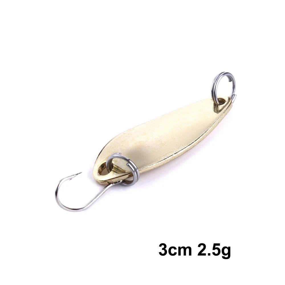 Hengjia 1pcs Metal Bait Spoon Lure with Treble Hook Gold /Silver River Fishing Lure for Bass Pike Perch
