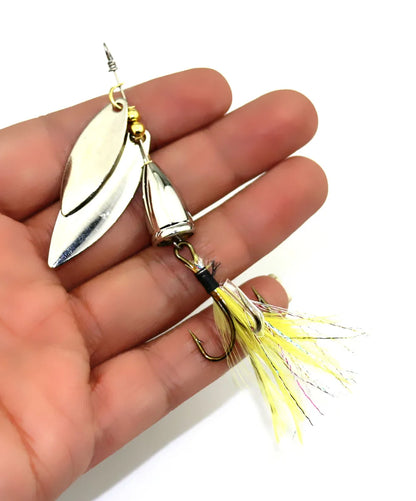 Hengjia 1pcs Spinner Spoon Bait Rooster Tail Fishing Lure with Treble Hooks Jig Metal Spinnerbait Fishing Tackle for Bass Trout