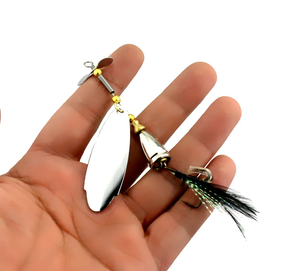 Hengjia 1pcs Spinner Spoon Bait Rooster Tail Fishing Lure with Treble Hooks Jig Metal Spinnerbait Fishing Tackle for Bass Trout
