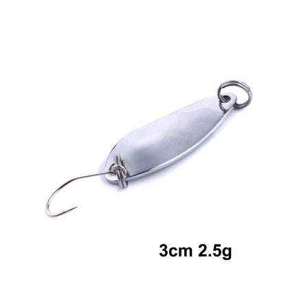 Hengjia 1pcs Metal Bait Spoon Lure with Treble Hook Gold /Silver River Fishing Lure for Bass Pike Perch