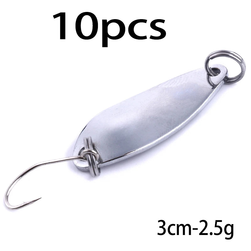 Hengjia 1pcs Metal Bait Spoon Lure with Treble Hook Gold /Silver River Fishing Lure for Bass Pike Perch