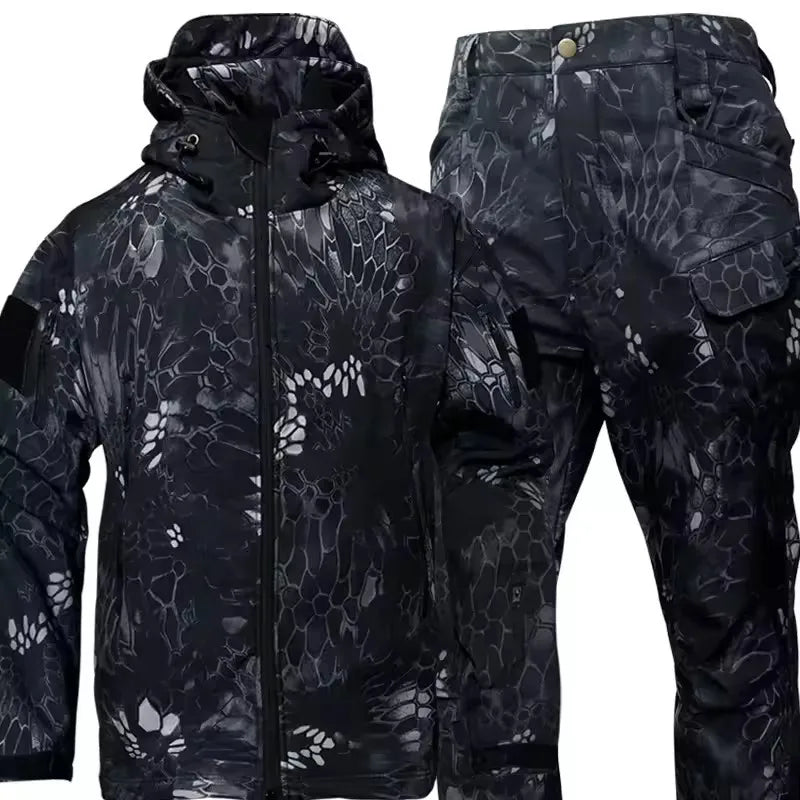 Winter Thicken Men Camo Suit Waterproof Tactical Training Set Multi-pocket Hooded Jacket Fleece Pants Outdoor Hunting 2-piece